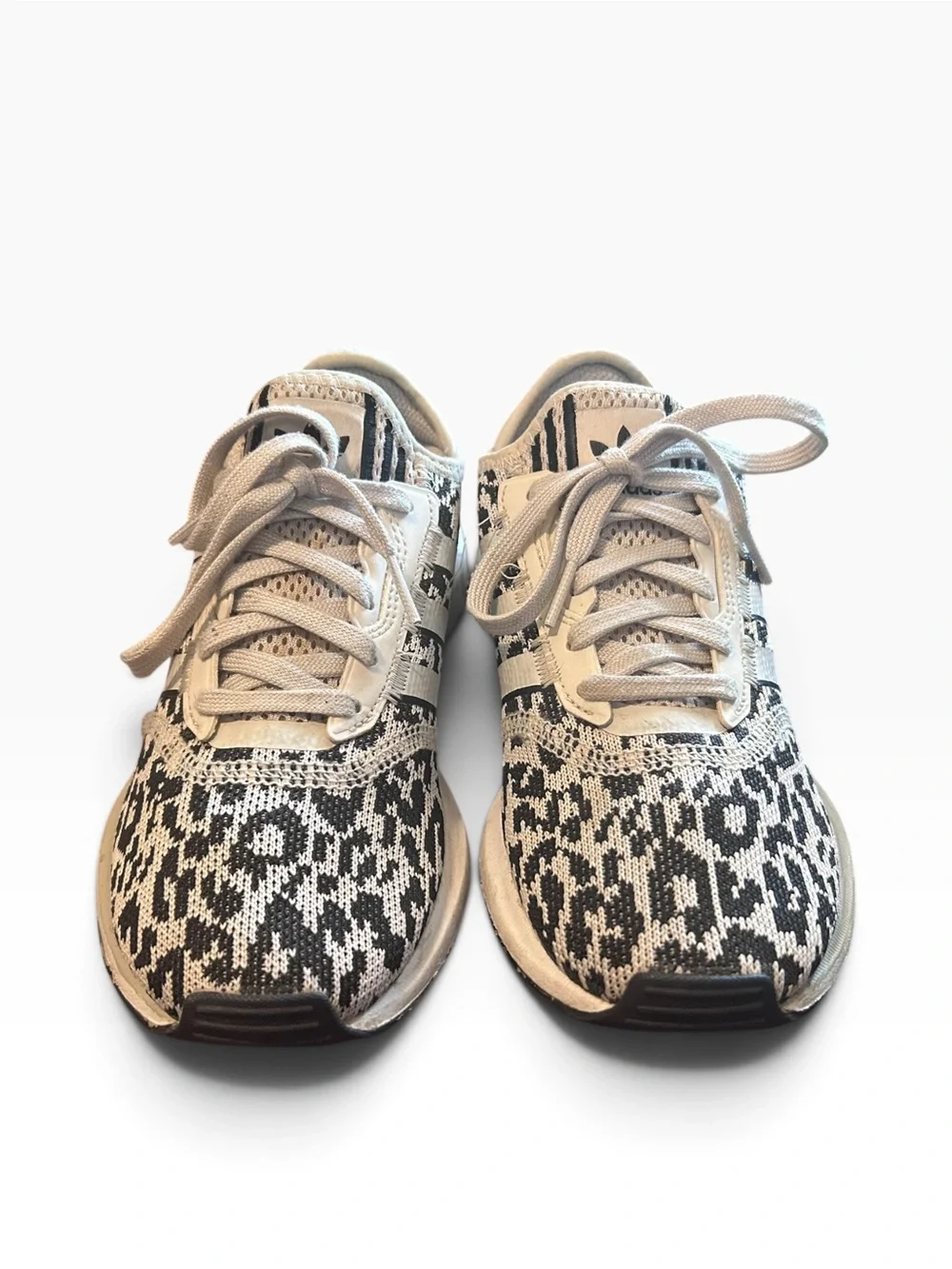 Adidas Swift Run X Black/White Animal Print Sneakers Woman’s Size 6